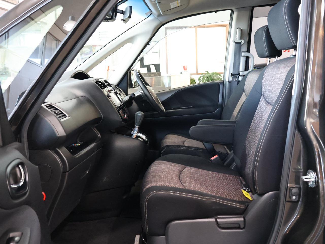 2014 Nissan Serena