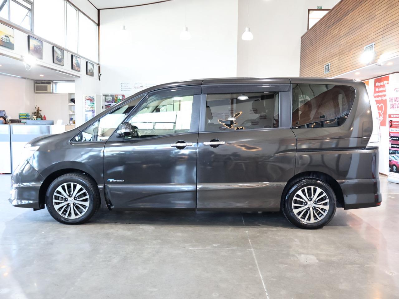 2014 Nissan Serena