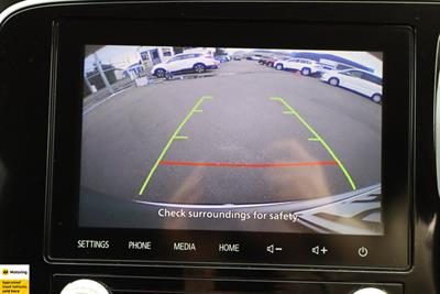 2022 Mitsubishi Outlander - Thumbnail