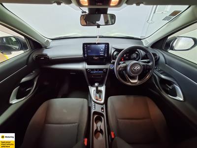 2020 Toyota YARIS CROSS - Thumbnail