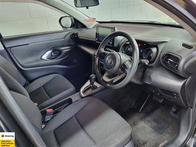 2020 Toyota YARIS CROSS - Thumbnail