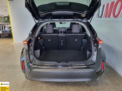 2020 Toyota YARIS CROSS - Thumbnail