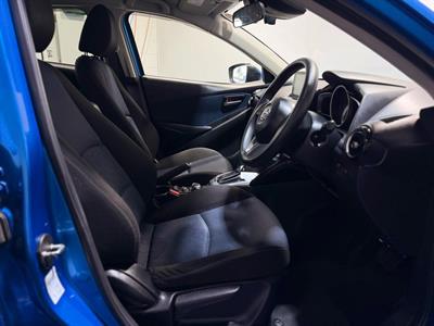 2015 Mazda Demio - Thumbnail