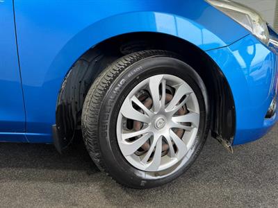 2015 Mazda Demio - Thumbnail