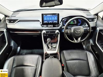 2019 Toyota RAV4 - Thumbnail