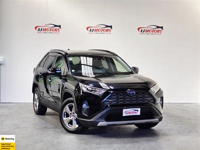 2019 Toyota RAV4 - Thumbnail