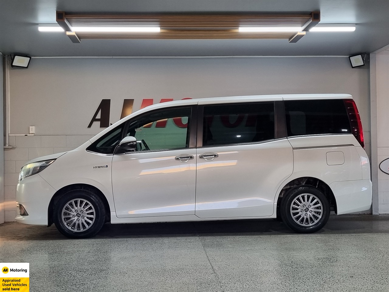 2015 Toyota Esquire