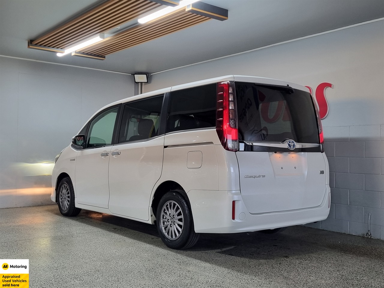 2015 Toyota Esquire