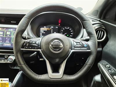2021 Nissan Kicks - Thumbnail