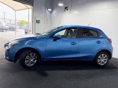 2015 Mazda Demio - Thumbnail