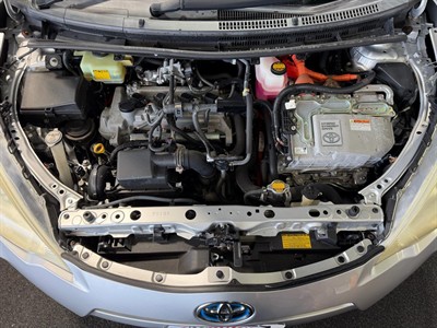 2013 Toyota Aqua - Thumbnail