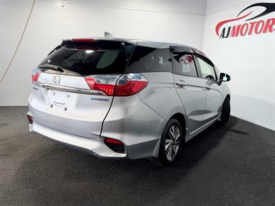 2017 Honda Shuttle - Thumbnail