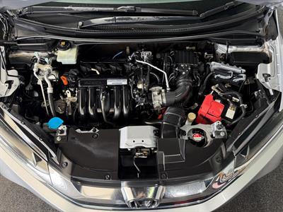 2017 Honda Shuttle - Thumbnail