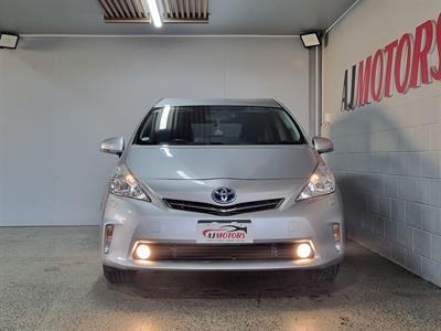 2013 Toyota Prius - Thumbnail