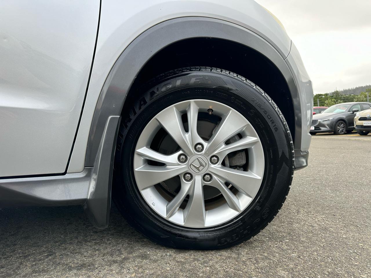 2014 Honda VEZEL HYBRID