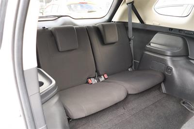 2022 Mitsubishi Outlander - Thumbnail