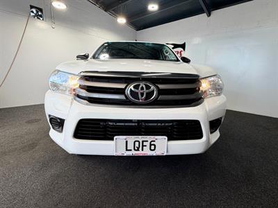 2018 Toyota Hilux - Thumbnail