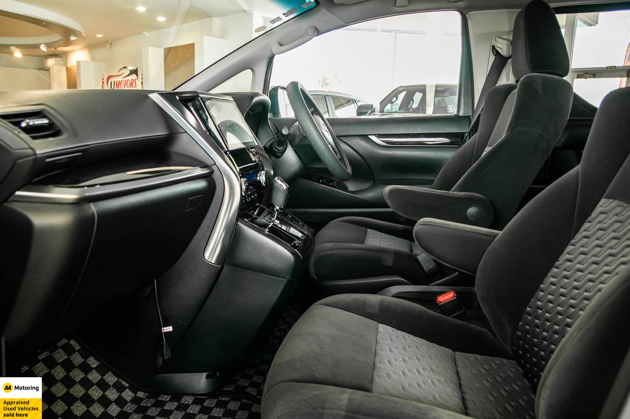2016 Toyota Vellfire
