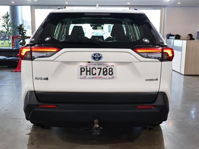 2022 Toyota RAV4 - Thumbnail