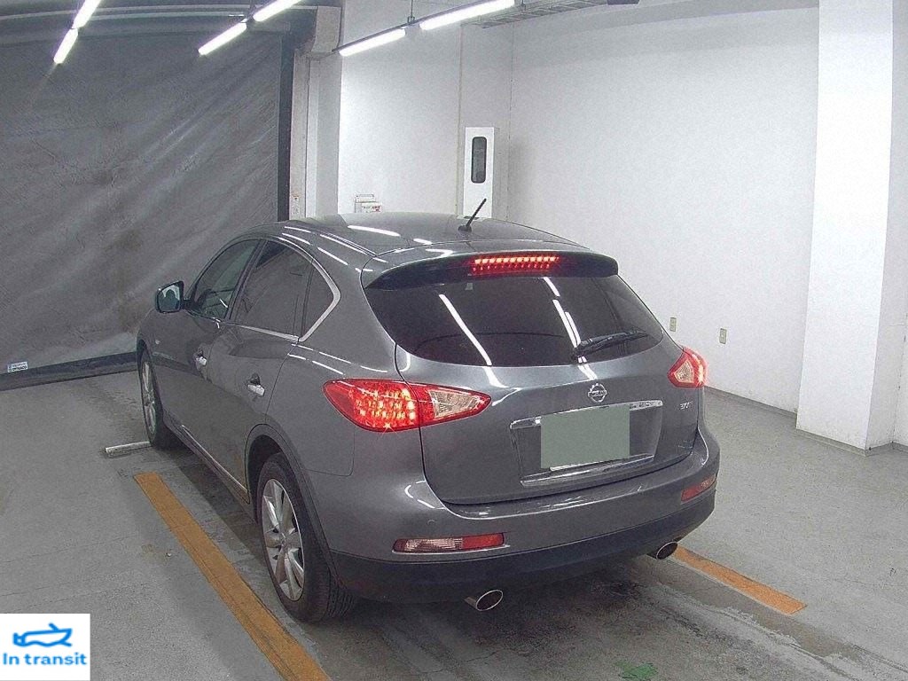 2013 Nissan Skyline