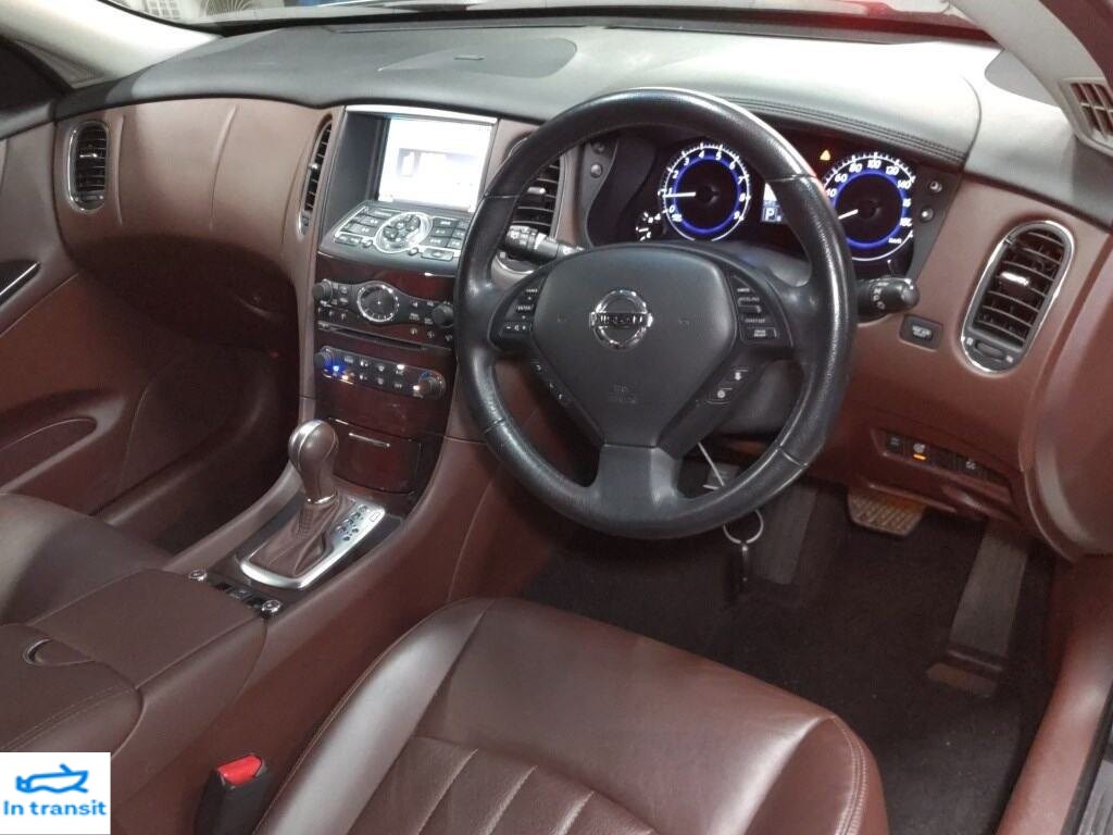 2013 Nissan Skyline
