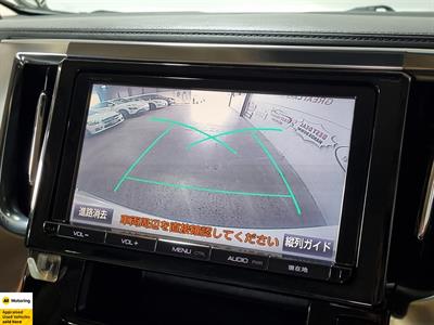 2015 Toyota Alphard - Thumbnail