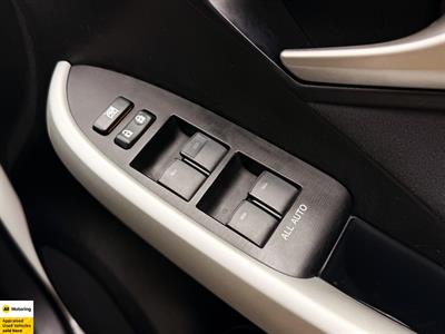 2013 Toyota Prius - Thumbnail