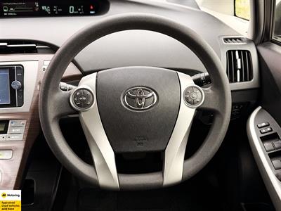 2013 Toyota Prius - Thumbnail