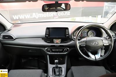 2022 Hyundai i30 - Thumbnail