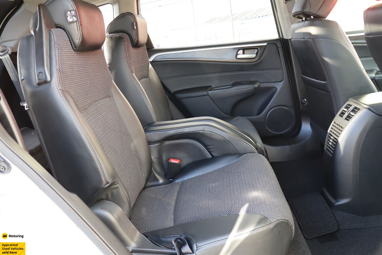 2015 Honda Jade