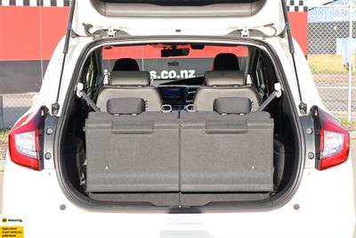 2015 Honda Jade - Thumbnail