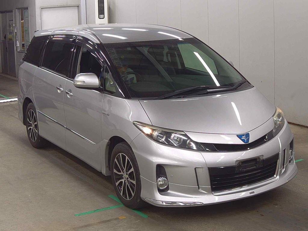 2013 Toyota Estima