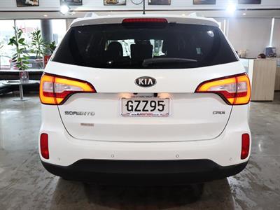 2013 Kia Sorento - Thumbnail