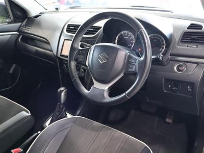 2015 Suzuki Swift - Thumbnail