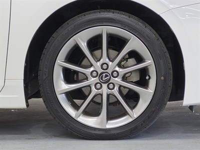 2013 Lexus CT - Thumbnail