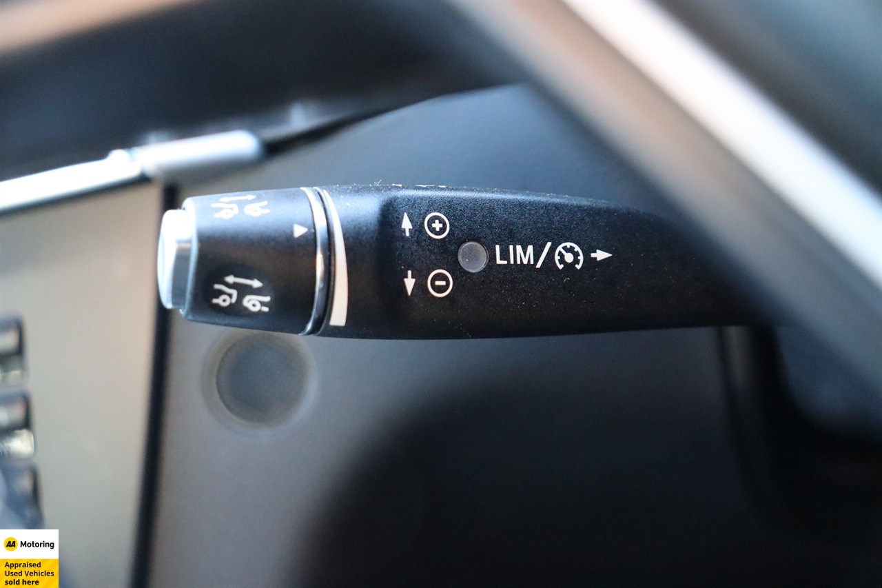 2014 Mercedes-Benz C 180