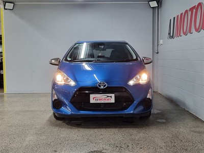 2016 Toyota Aqua - Thumbnail