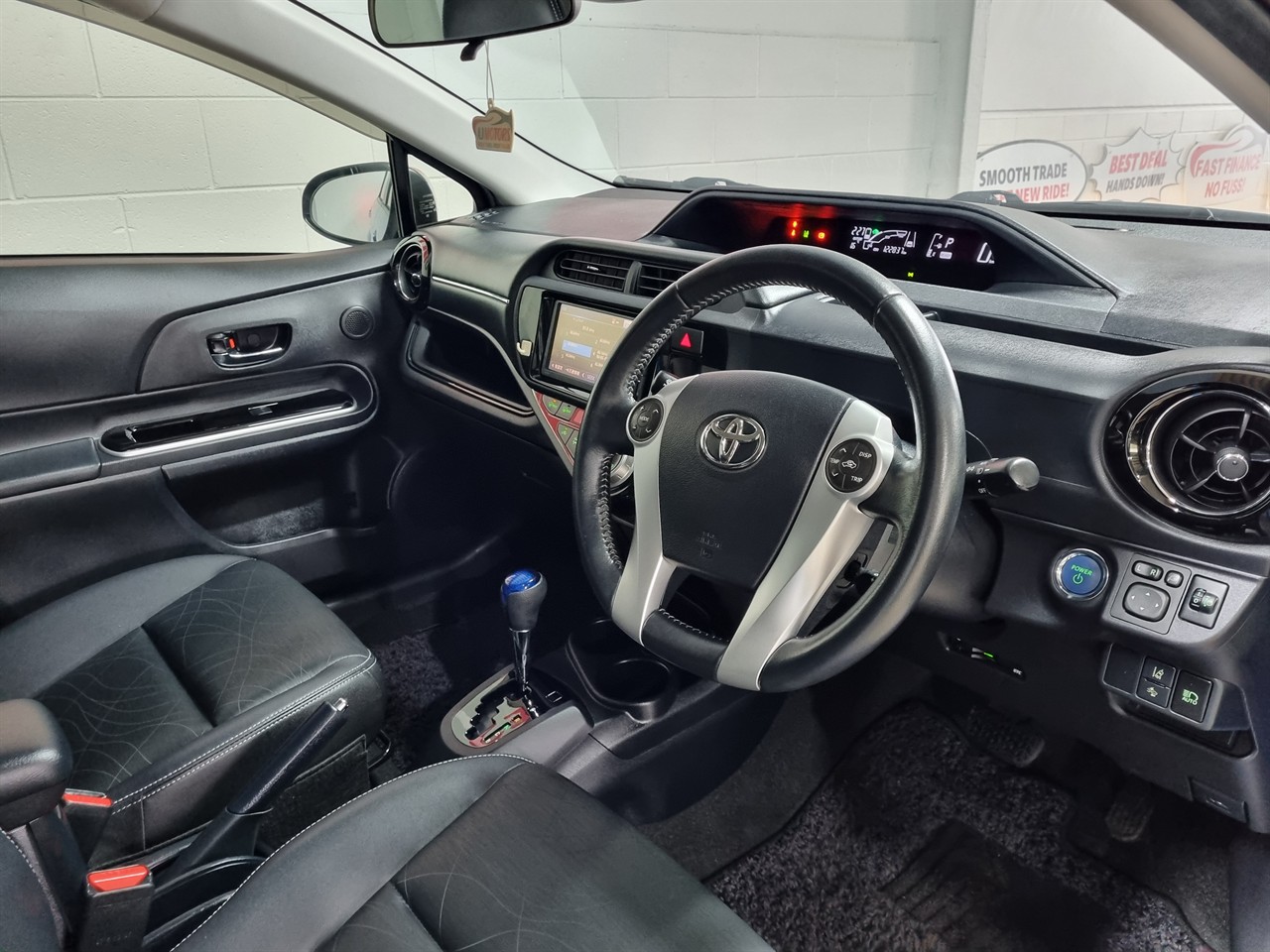 2016 Toyota Aqua