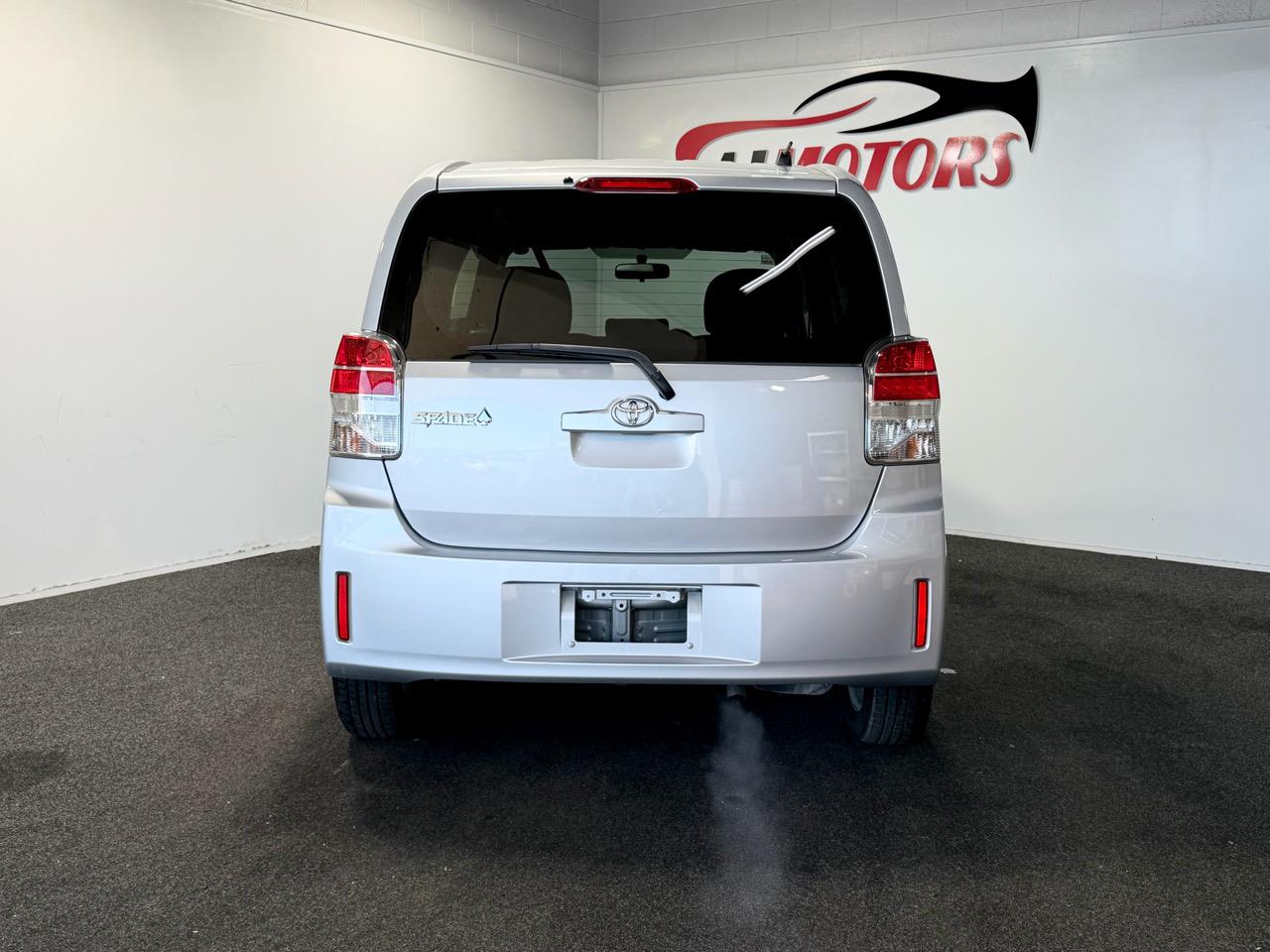 2013 Toyota Spade