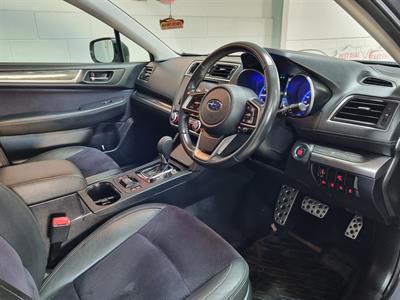 2020 Subaru Outback - Thumbnail