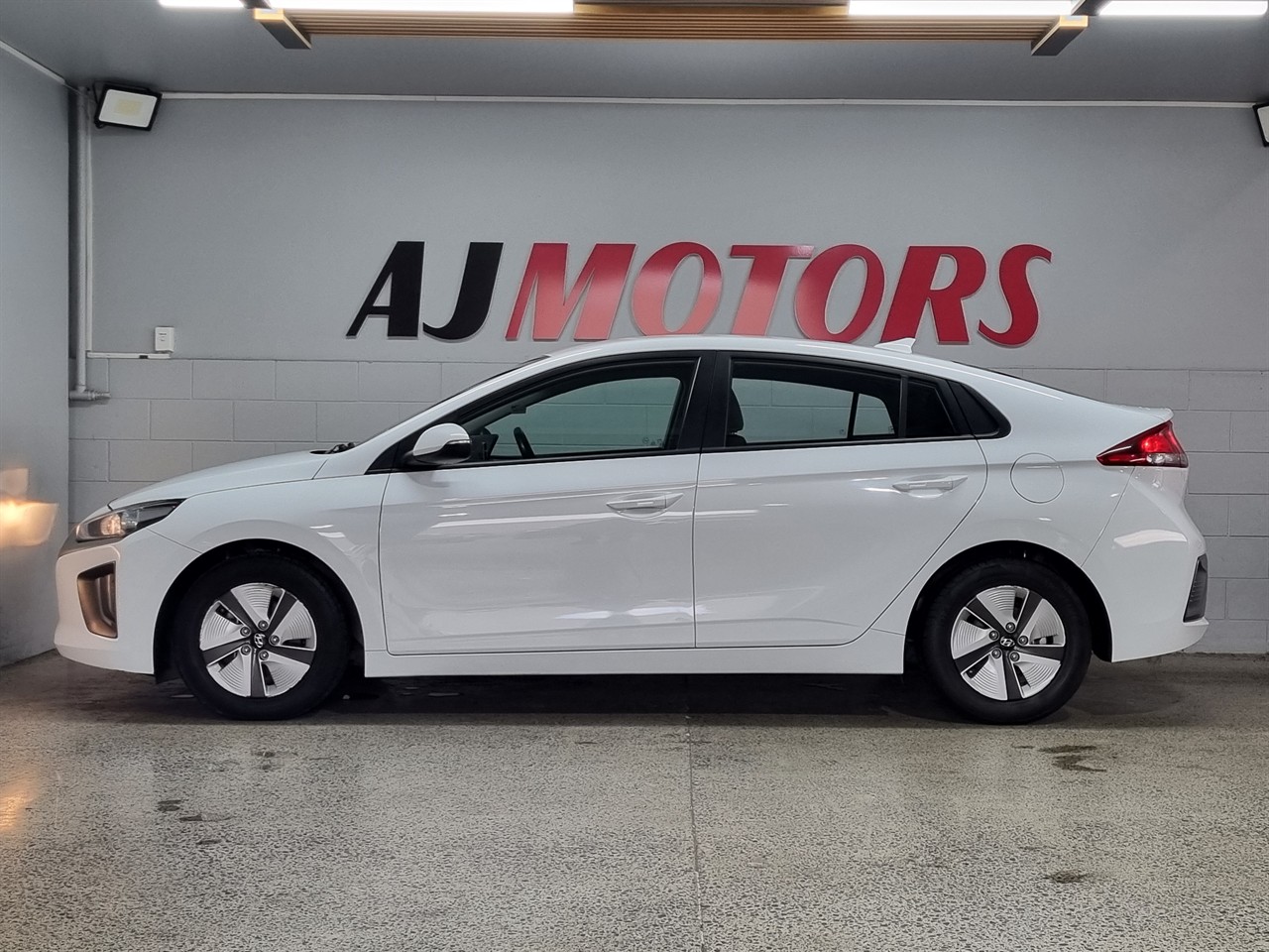 2022 Hyundai IONIQ