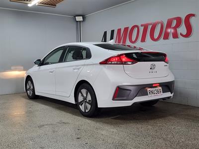 2022 Hyundai IONIQ - Thumbnail