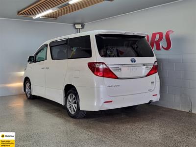 2012 Toyota Alphard - Thumbnail
