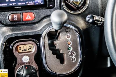 2015 Toyota Spade - Thumbnail