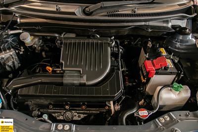 2016 Suzuki Swift - Thumbnail