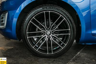 2016 Suzuki Swift - Thumbnail