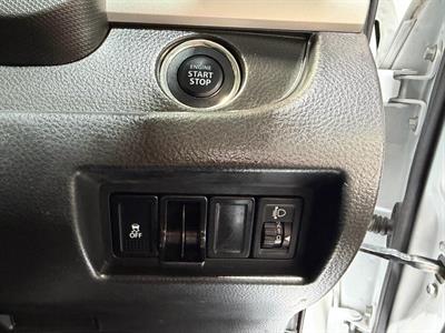 2014 Suzuki Swift - Thumbnail