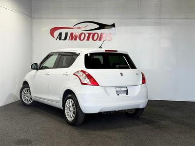 2014 Suzuki Swift - Thumbnail