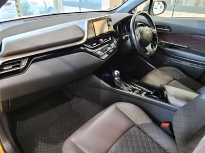 2018 Toyota C-HR - Thumbnail