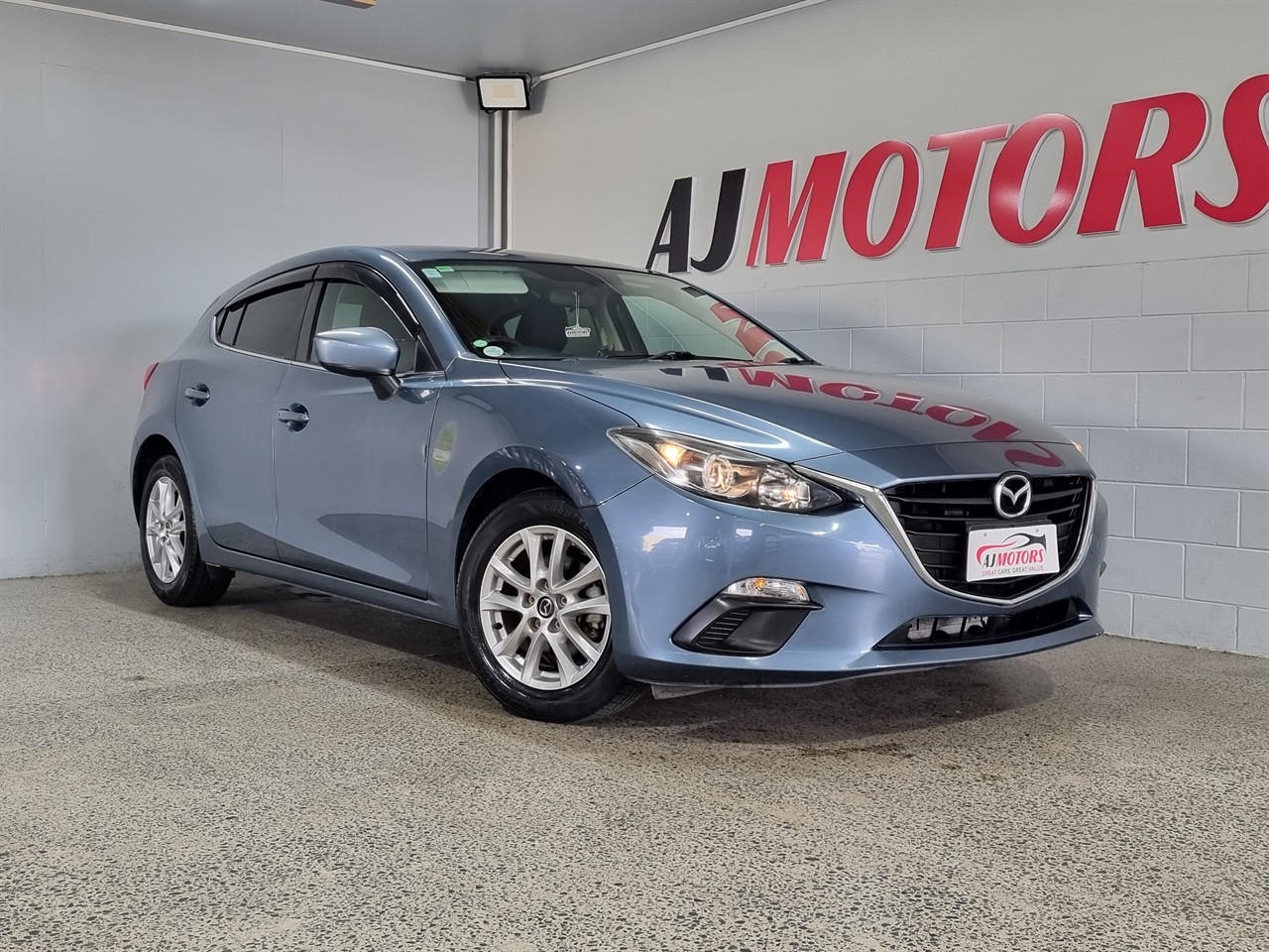 2015 Mazda Axela
